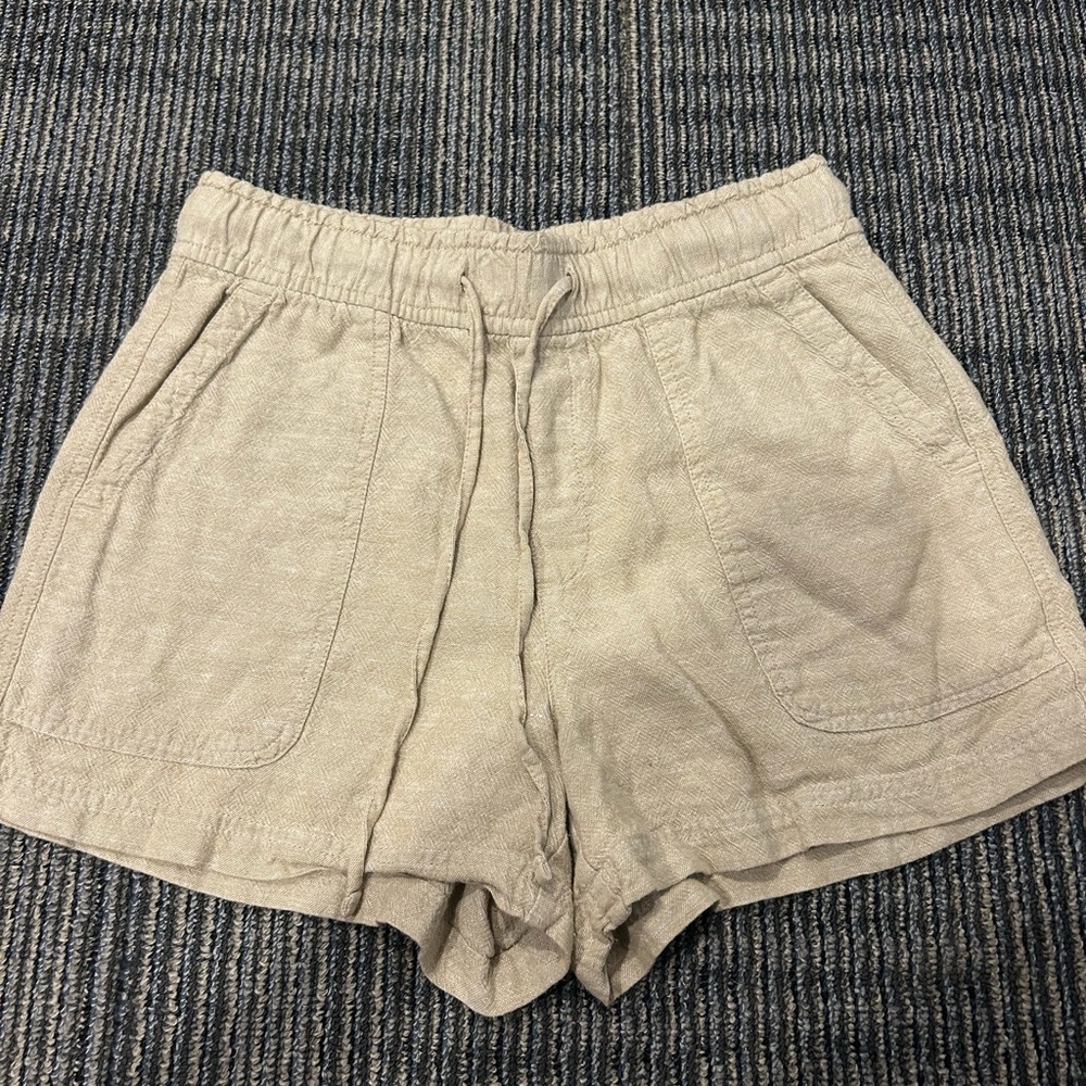 Women's Tan Shorts